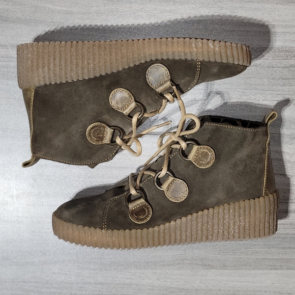 FLY London Olive Green Suede Leather Ankle Boot Bootie Wedge Heel Sneaker Sz 7.5 - Picture 7 of 10